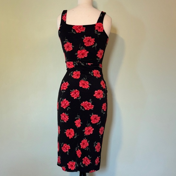 NO BOUNDARIES Chic Black Midi Dress with Red Floral Design size small 3-5 - Picture 5 of 8